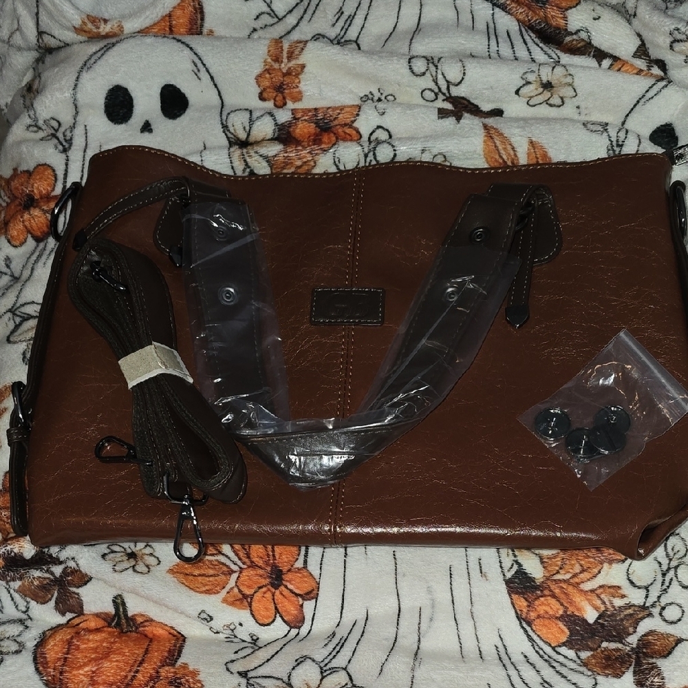 Elegant Brown Shoulder Bag - Picture 5 of 5